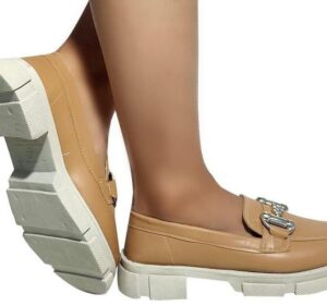Sapato Feminino Mocassim: Elegância e Conforto em Qualquer Ocasião