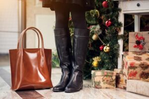 Botas femininas em promoção: aproveite a final de ano agora!