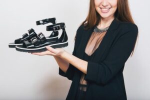 Sandálias Femininas em Promoção: Black Friday Imperdível!