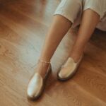 Sapatos femininos que evitam dores nos pés
