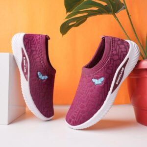 Sapatos femininos ideais para trabalhar em pé