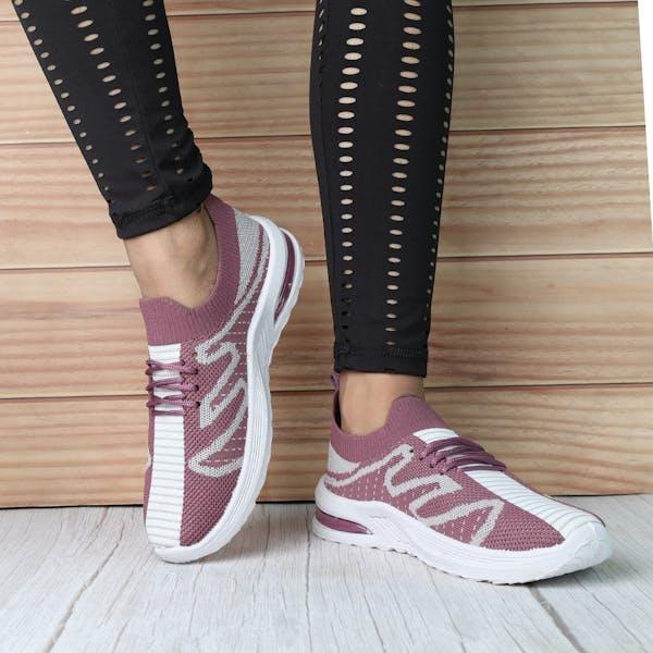 sapatos femininos para quem trabalha o dia todo em pé