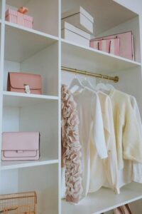 Bolsas femininas de couro legítimo em promoção: não perca essa chance!