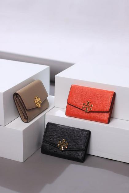 bolsas femininas em cores neutras para combinar com tudo