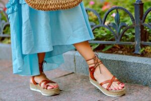 Dicas para Escolher Sapatos Femininos para o Verão Quente