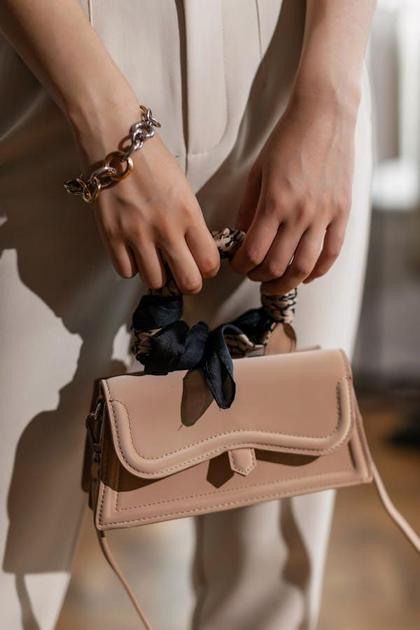 melhores marcas de bolsas femininas para comprar online