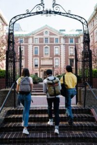 Mochilas Femininas Estilosas para Estudantes: Encontre a Sua Favorita!