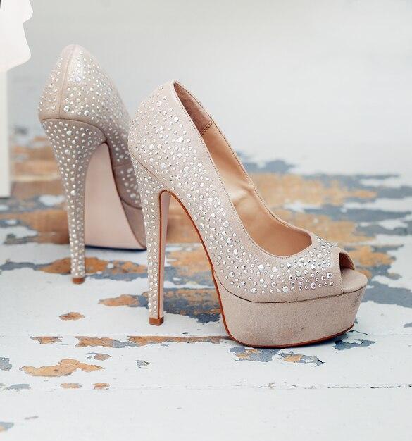 sapatos femininos sofisticados para um look elegante